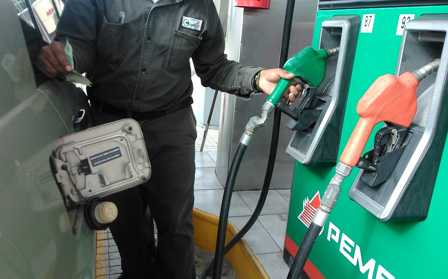 ¿Vas a viajar este Día de Muertos? Conoce el precio de la gasolina hoy 2 de noviembre