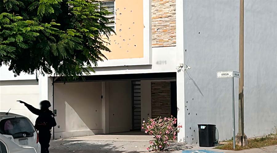 Elementos de la Policía Estatal en domicilio baleado, en Culiacán