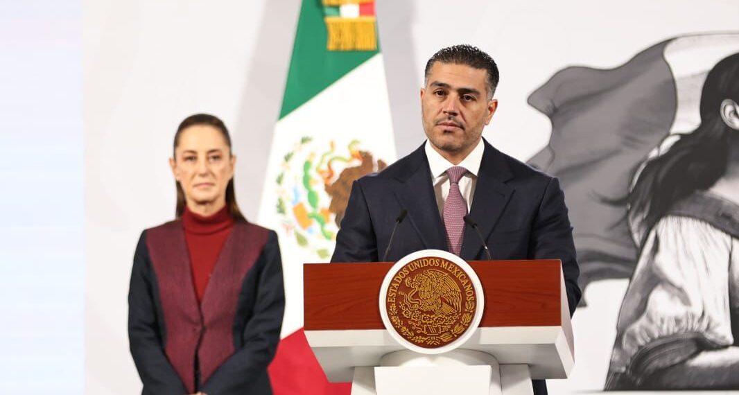 Omar García Harfuch junto a la Presidenta de México, Claudia Sheinbaum