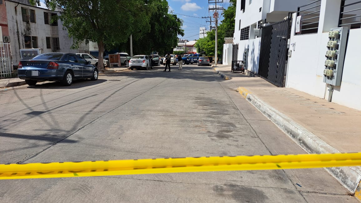 Carlos Adán es el conductor del auto asesinado