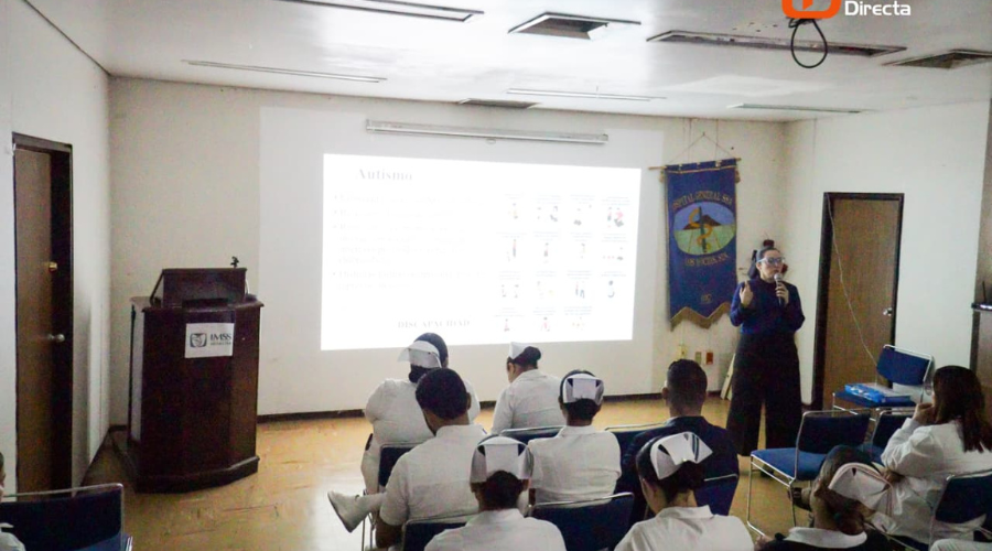 Plática sobre la neurodivergencia en el Hospital General de Los Mochis