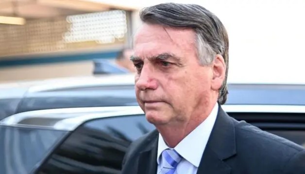 Brasil: Defensa de Bolsonaro solicita que se le conceda prisión domiciliaria por motivos de salud
