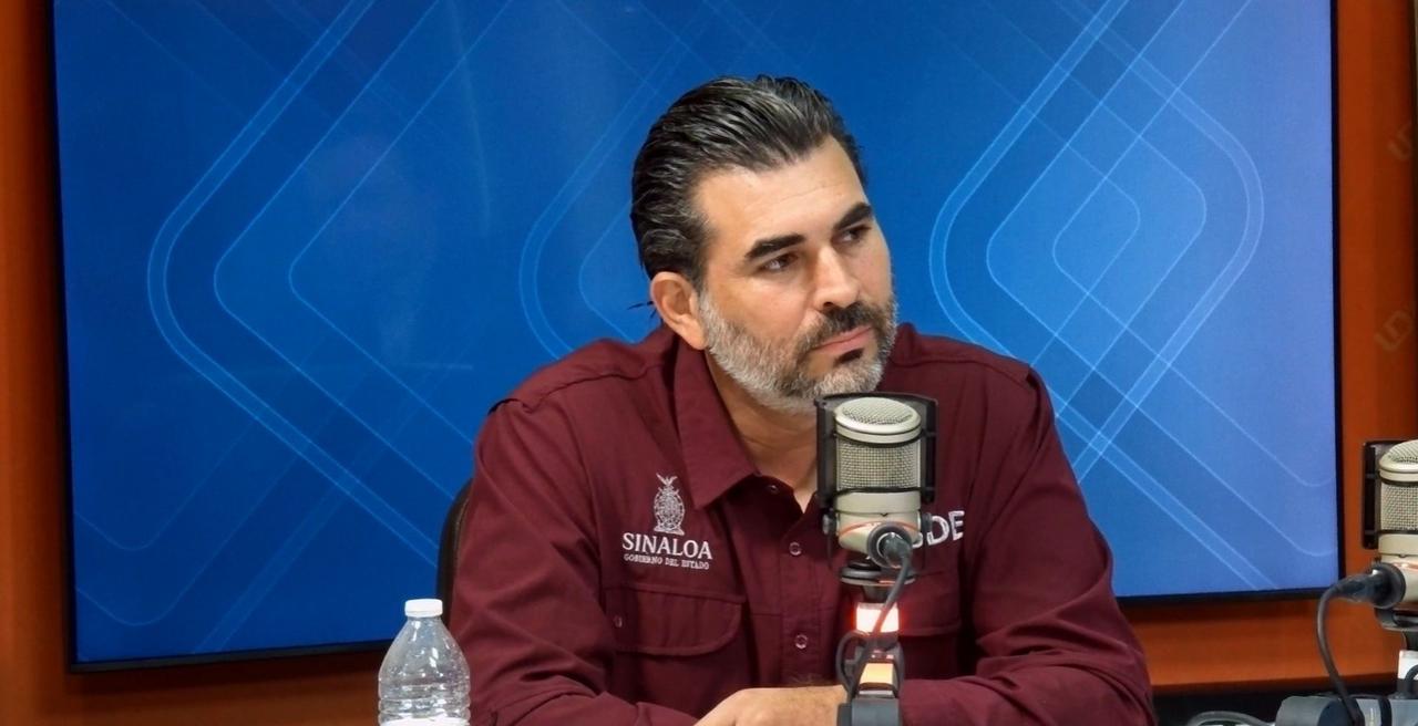 El director del deporte de alto rendimiento del ISDE, José Daniel Castro Rojo siendo entrevistado por Línea Directa
