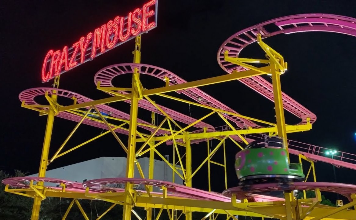 Juego mecánico de noche