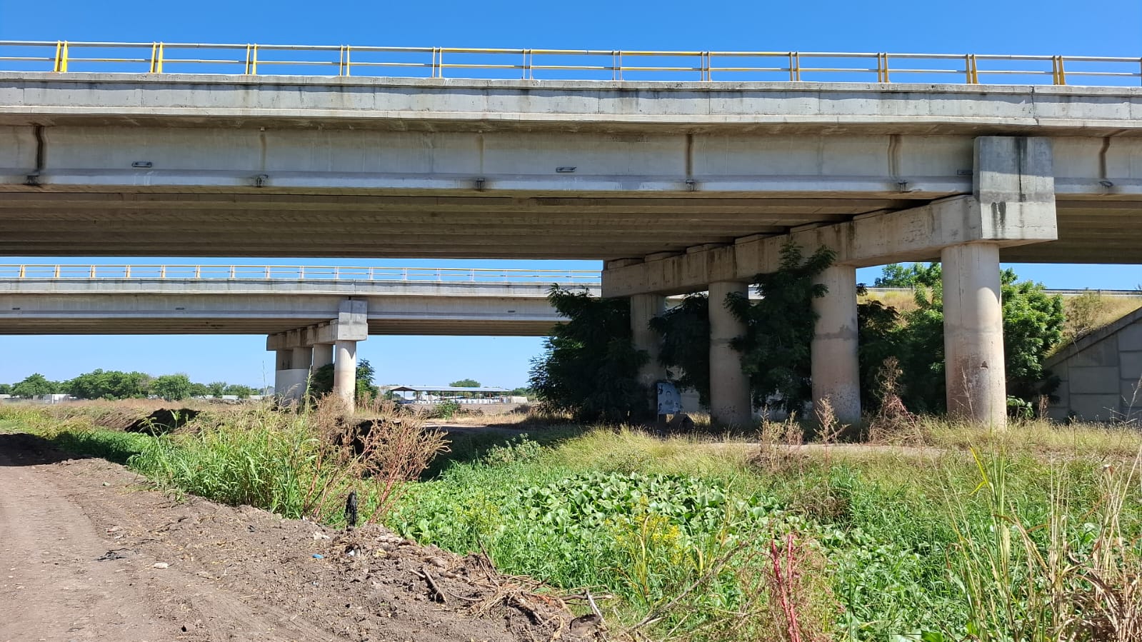 Localizan a hombre asesinado dentro de un canal de riego en Costa Rica, Culiacán