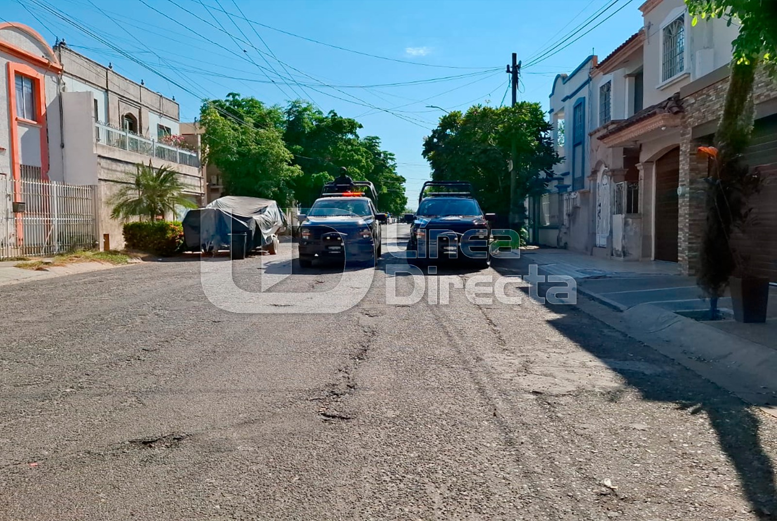 Unidades policiacas en Culiacán durante un hecho violento