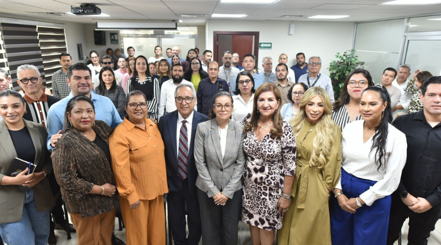 Lucía Débora Padilla Ramo en la FIL Culiacán 2025