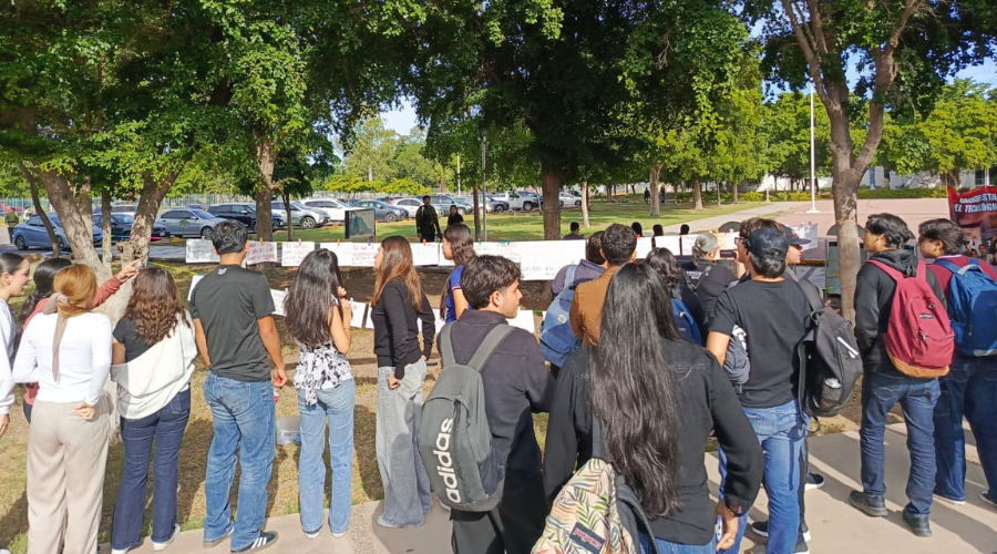 Manifestación estudiantil del Instituto Tecnológico de Los Mochis