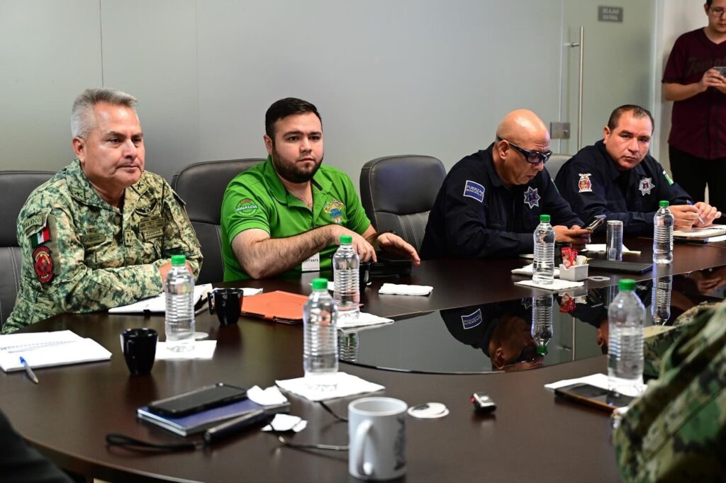 Elementos de seguridad de Culiacán previo a operativo