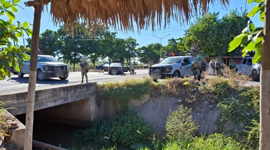 Elementos de Marina y camionetas en hecho de seguridad en Aguaruto