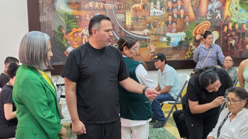 Más de 80 personas recuperan su audición con el programa de Beneficencia Pública en Salvador Alvarado