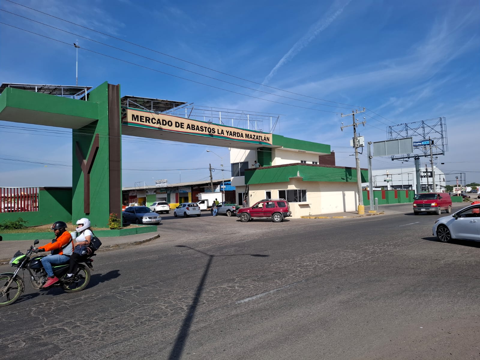 Arco del Mercado Municipal de Mazatlán verde