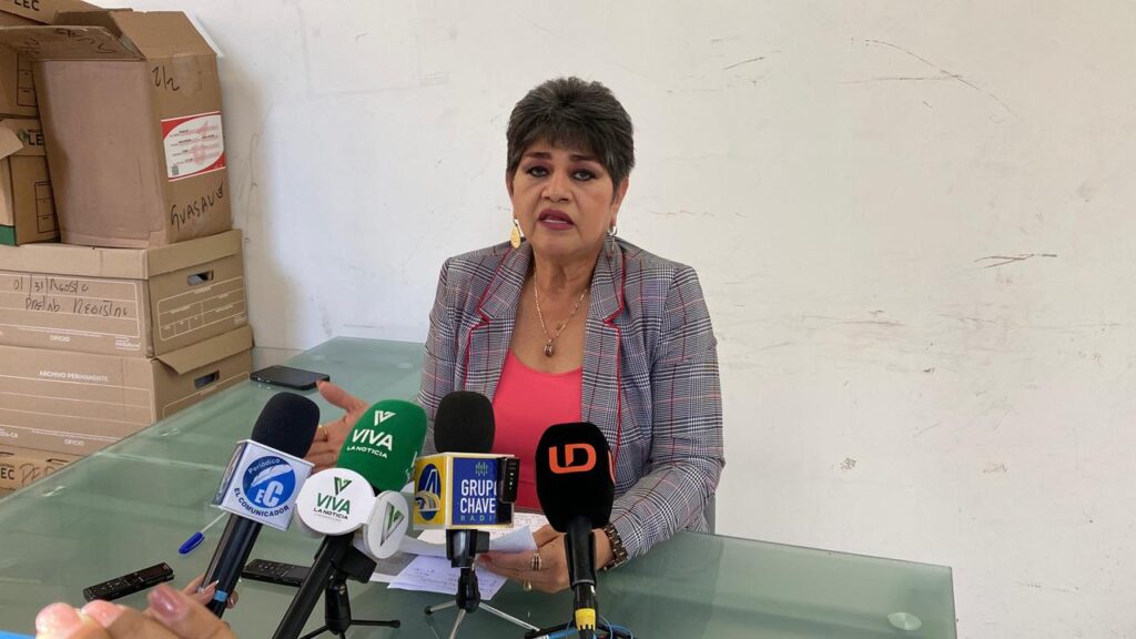 Mónica Nava Castro, titular de Recaudación de Rentas en Guasave