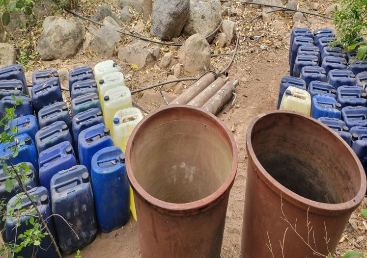 Se logro localizr tambos, bidones, costales y tanques de gas