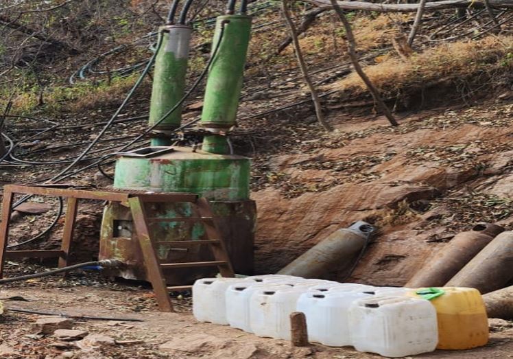 Se logro localizr tambos, bidones, costales y tanques de gas