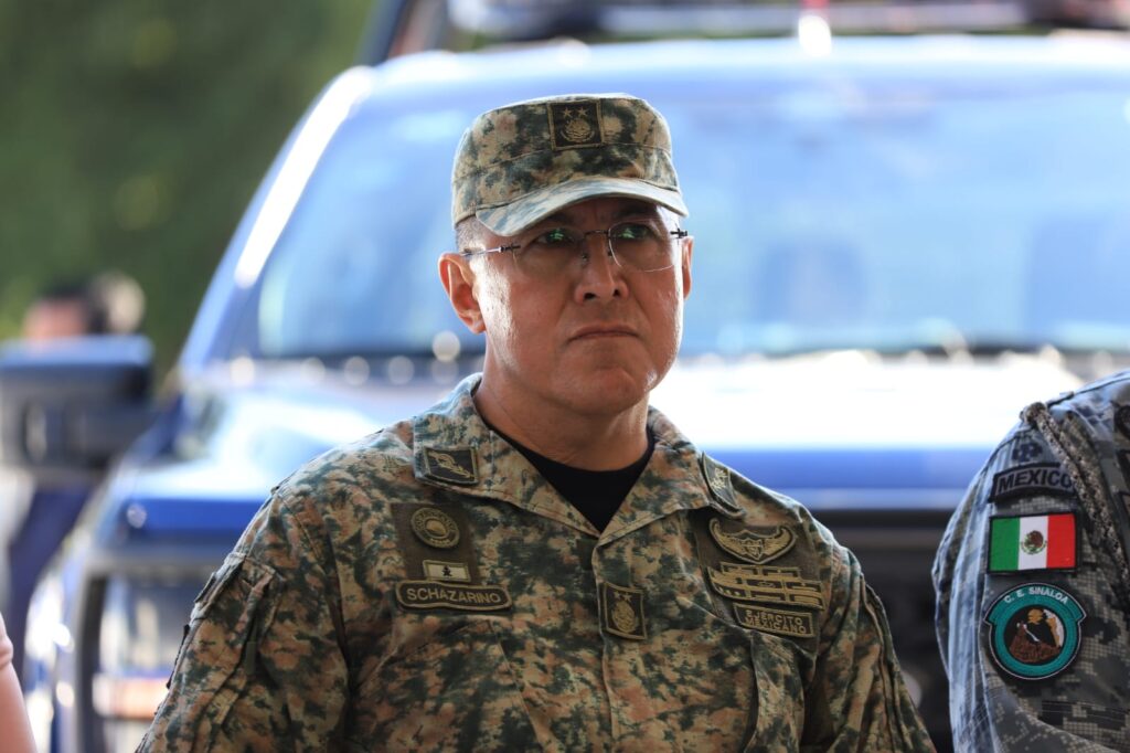Óscar Rentería Schazarino