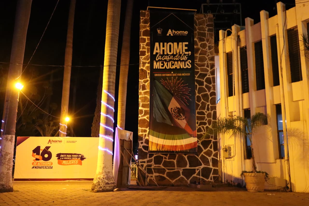 Iluminan de color naranja el Palacio Municipal de Ahome en Día de No Violencia contra Mujeres