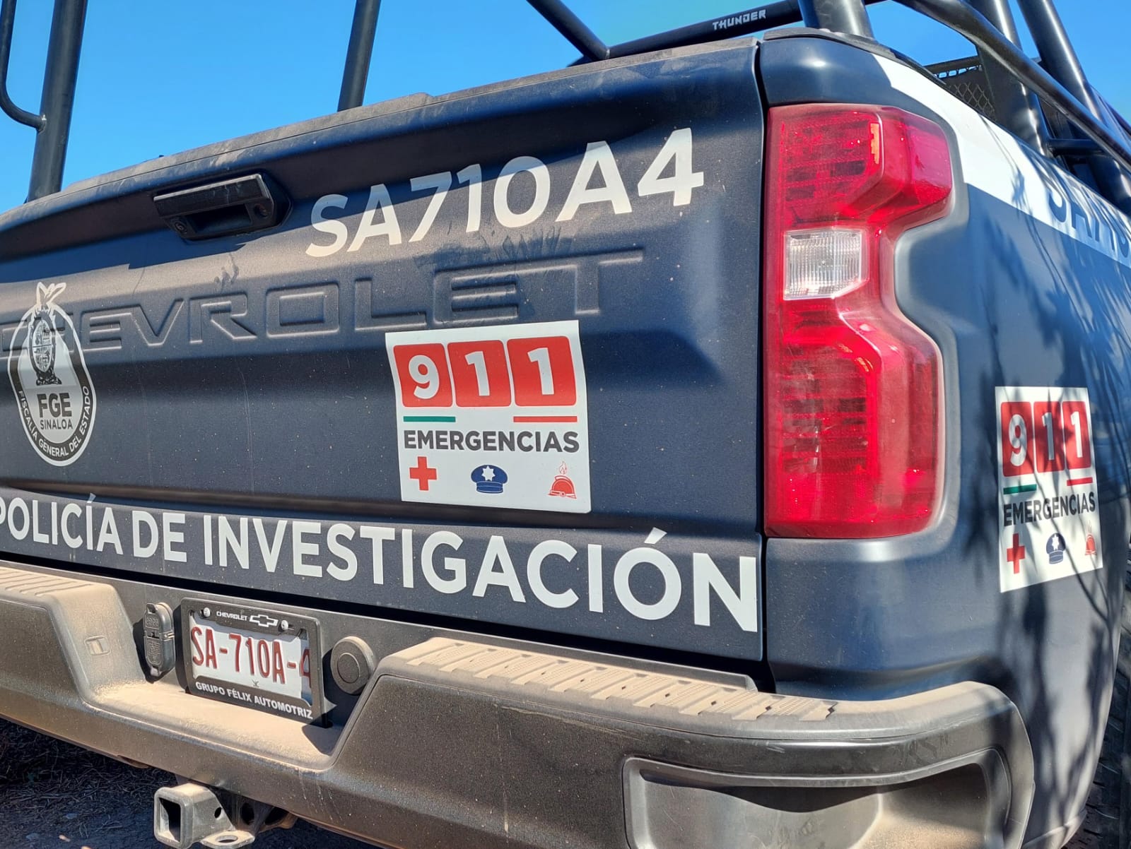 Parte trasera de una patrulla