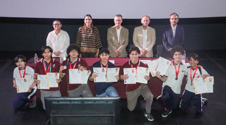 Premiación a jóvenes de la Olimpiada Sinaloense de Informática 2024-2025