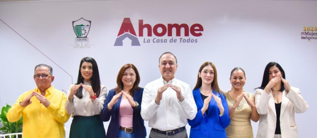 Presentación de desayuno con causa de DIF Ahome