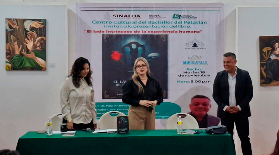 Paul Antonio Carlón García presenta libro en la Casa de Cultura Cobaes, en Guasave