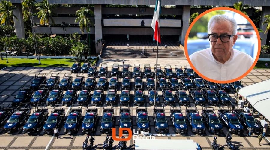 Más de 80 patrullas en la explanada de gobierno del estado con Rubén Rocha Moya