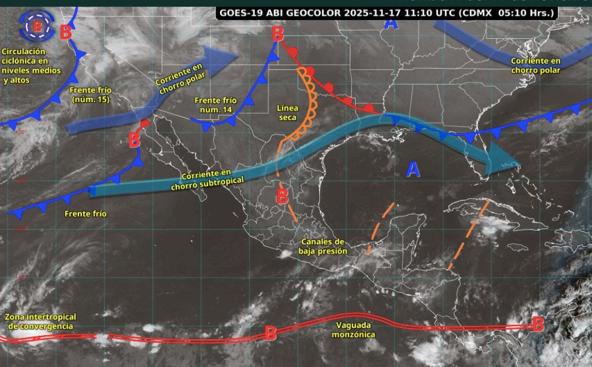 Imagen satelital de México indicando los sistemas meteorológicos activos en México hoy 17 de noviembre del 2025