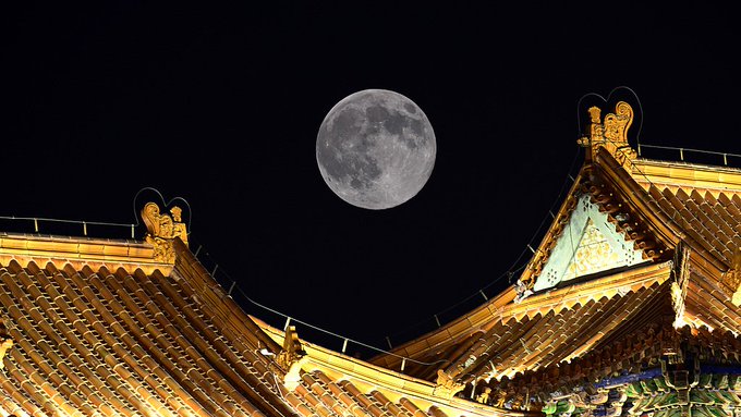¡Majestuosa! Superluna de noviembre ilumina el cielo y deslumbra a personas en todo el mundo