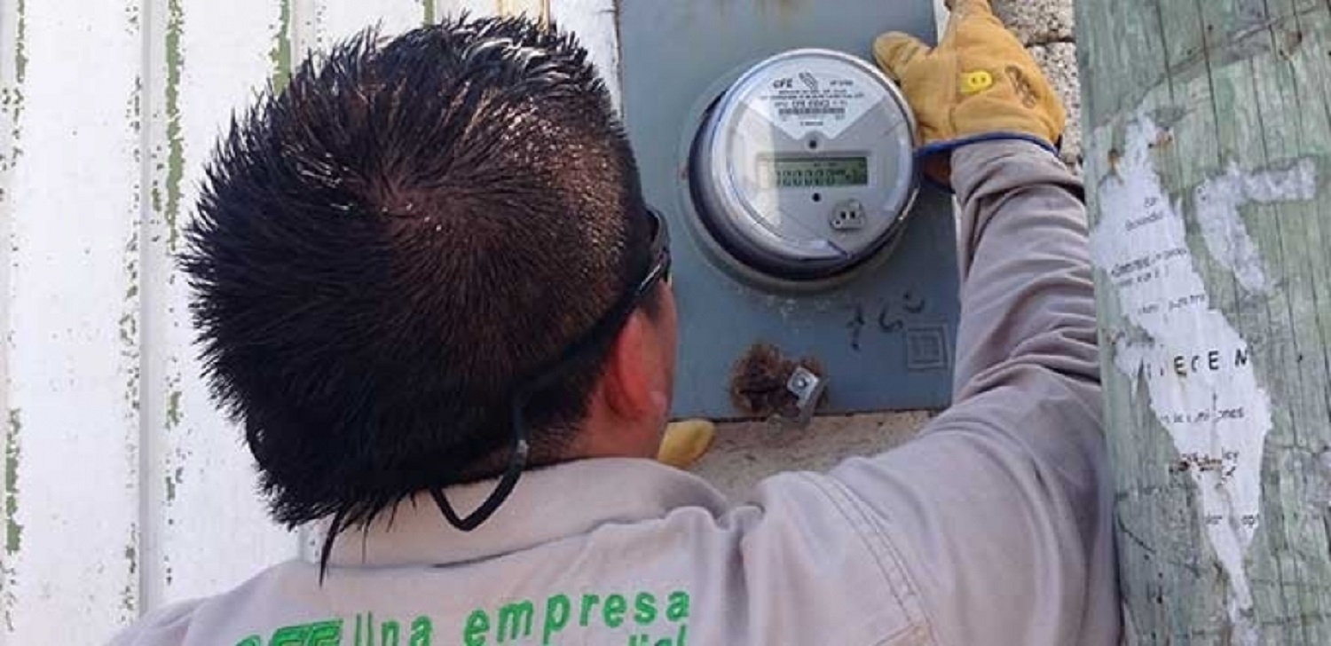Trabajador de CFE