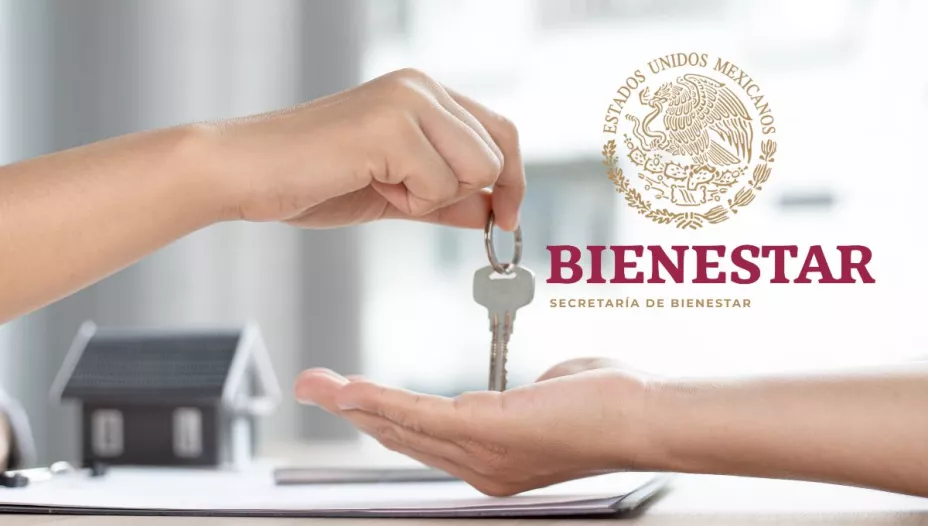 Mano entregando unas llaves a otra mano y un logo del Bienestar