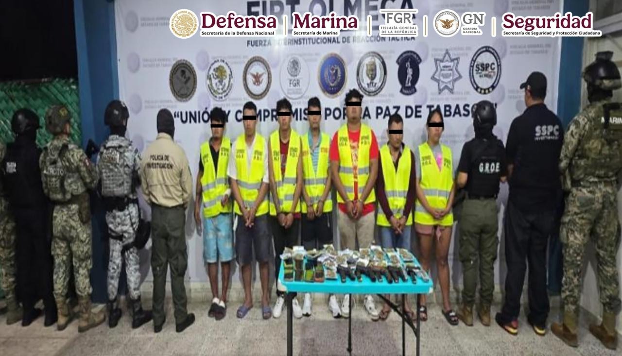 Detienen a ocho personas con armas y droga en Tabasco durante operativo