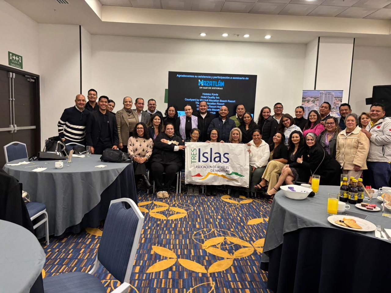 Integrantes de la Asociación de Hoteles 3 Islas de Mazatlán