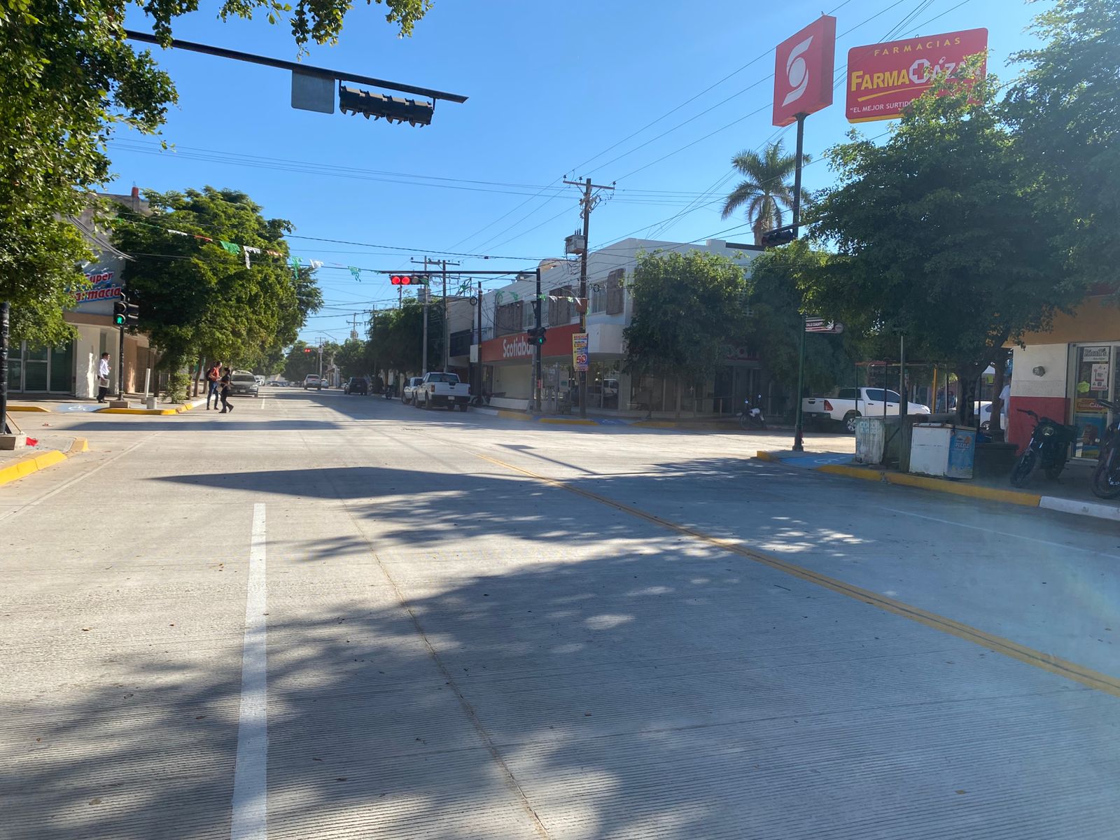 Pavimentación en la calle Cuauhtémoc en Guasave