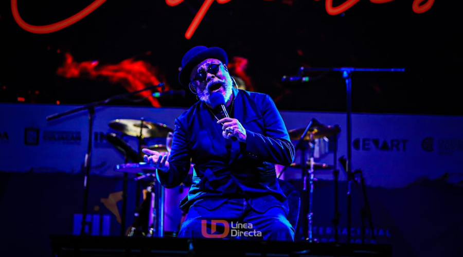 el músico Francisco Céspedes ofreció una noche de bohemia en Culiacán