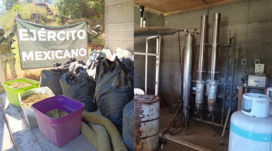 Personal de la marina sosteniendo una lona en un laboratorio clandestino utilizado para extraer hachís