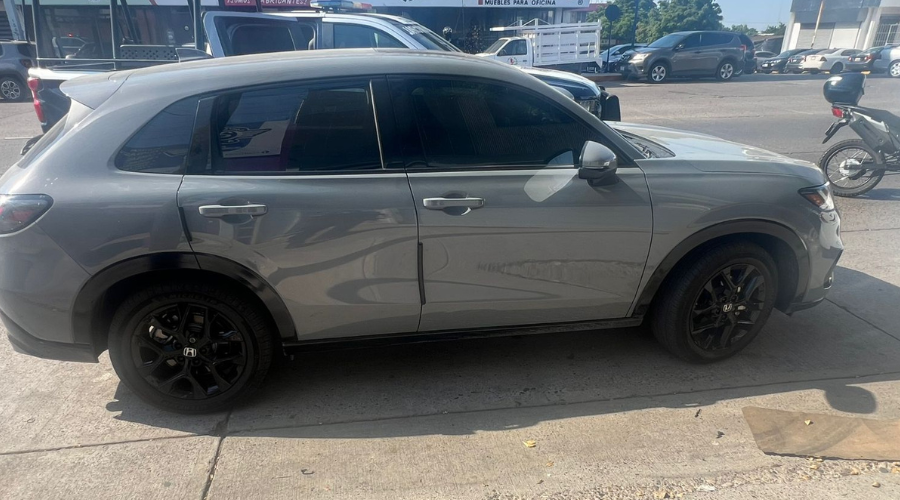 Camioneta Honda asegurada por la policía