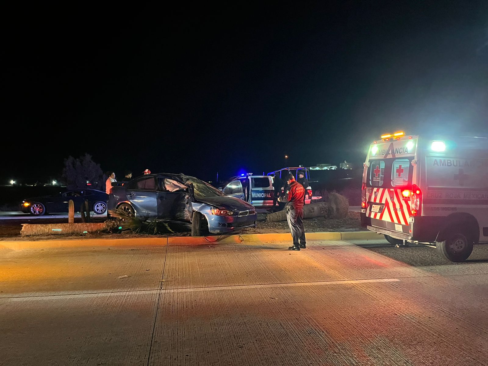 Accidente automovilístico por la carretera Mochis-Topolobampo