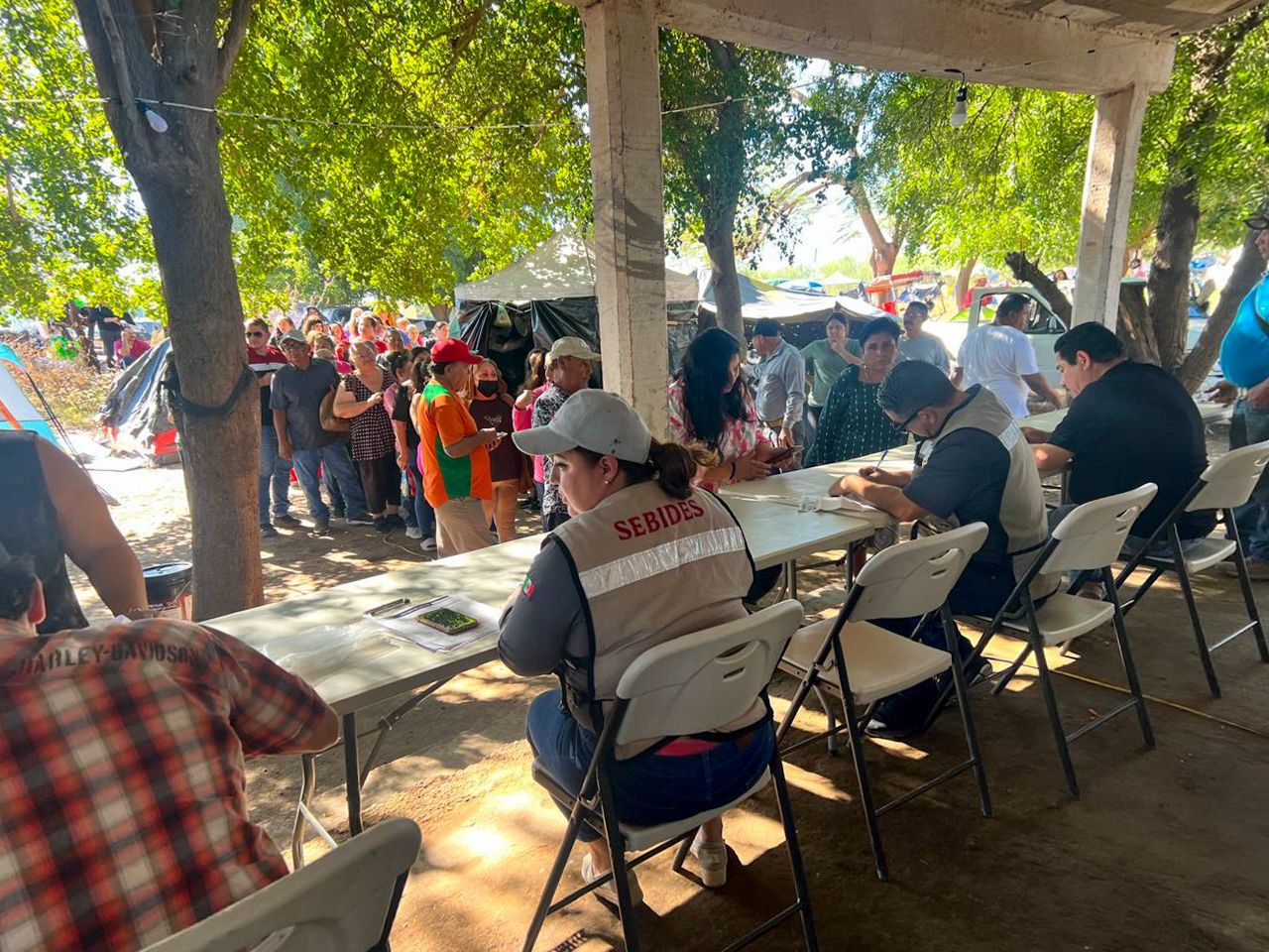 Sebides lleva apoyo alimentario a familias vulnerables de Guasave