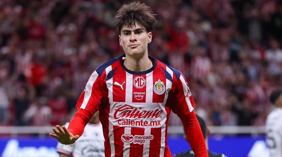 Jugador de Chivas, Armando González