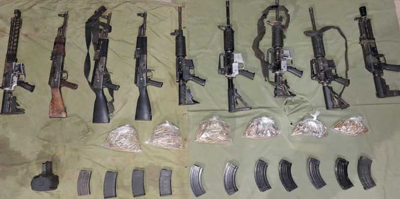 Armas en fila tras el aseguramiento