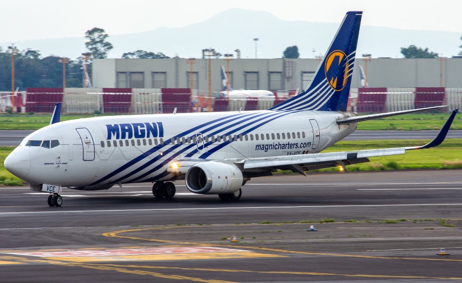 Piloto retiene a pasajeros previo a su despegue del AICM; es detenido por intento de secuestro