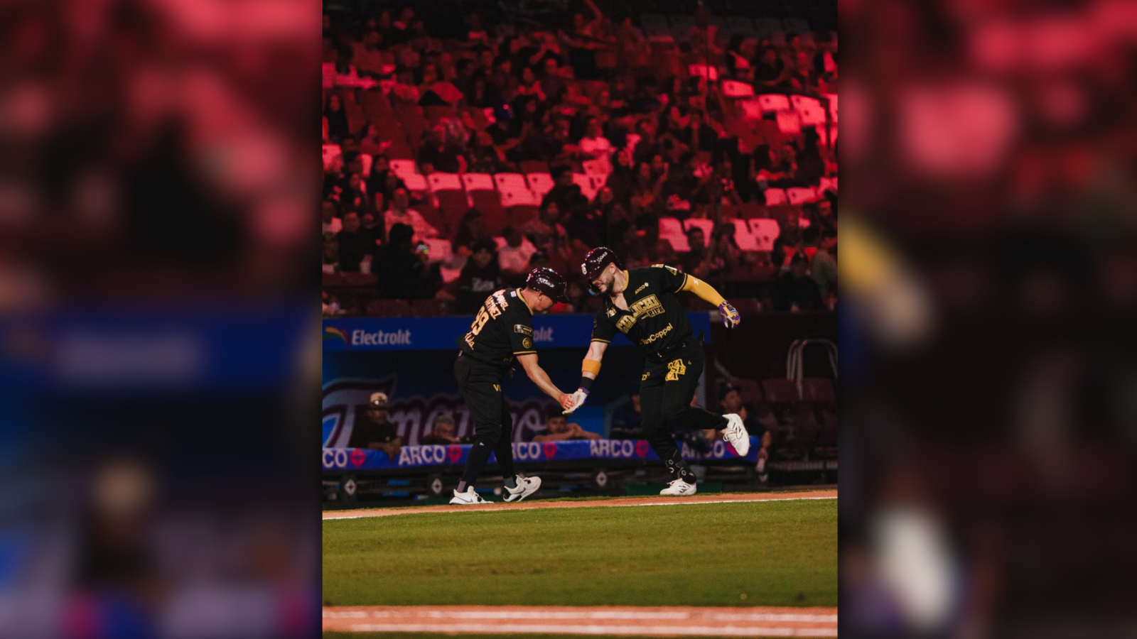 Tomateros de Culiacán saca la escoba y “barre” a Tucson Baseball Team
