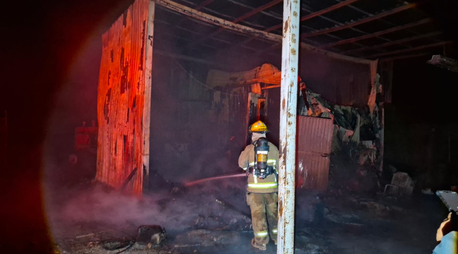 Bomberos de Guasave controlan el incendio