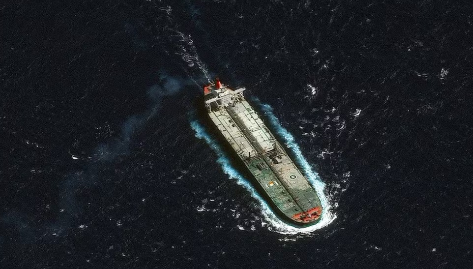 Guardia Costera de EU asegura otro buque petrolero frente a las costas de Venezuela