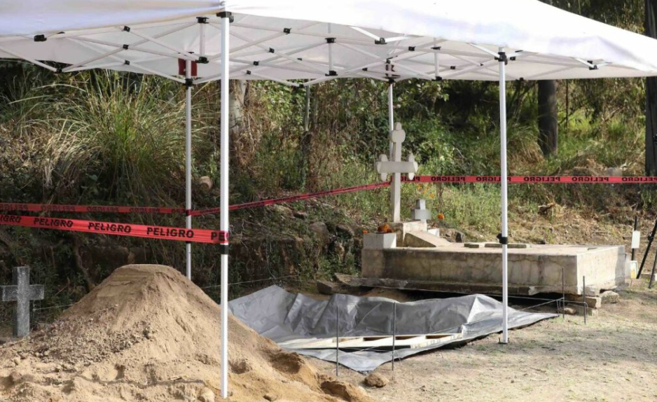 Recuperan 23 cuerpos de fosa común en el Panteón Civil de Dolores