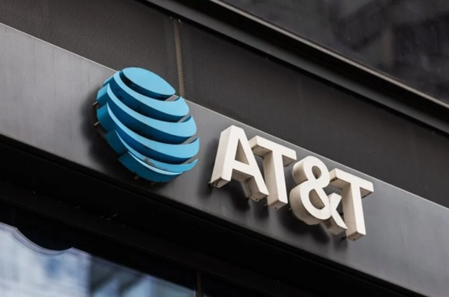 Profeco logra compensación millonaria para usuarios afectados por fallas de AT&T