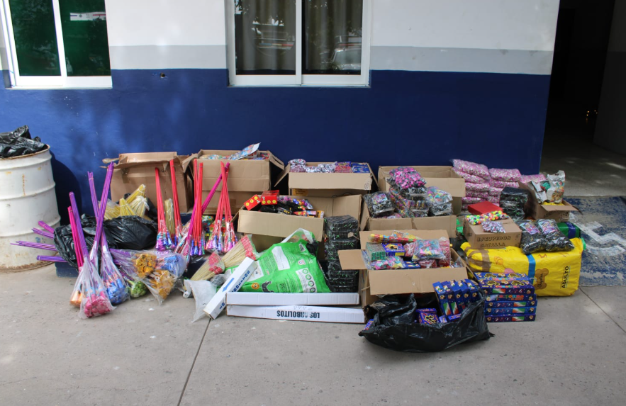 Policía municipal asegura en operativo alrededor de 280 kg de pirotecnia en Escuinapa