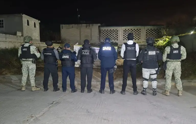 Localizan bodega clandestina de huachicol en Tula; aseguran más de seis mil litros de combustible