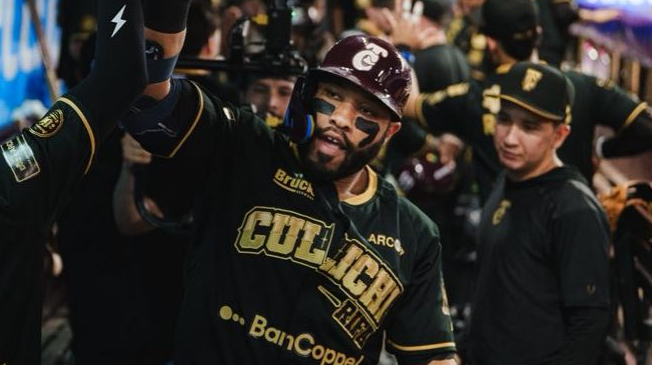 ¡Noche de poder! En juego de cinco jonrones Tomateros vence a Tucson en Culiacán