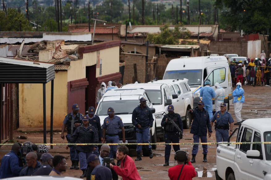 Tiroteo en bar de Sudáfrica deja nueve muertos y 10 heridos